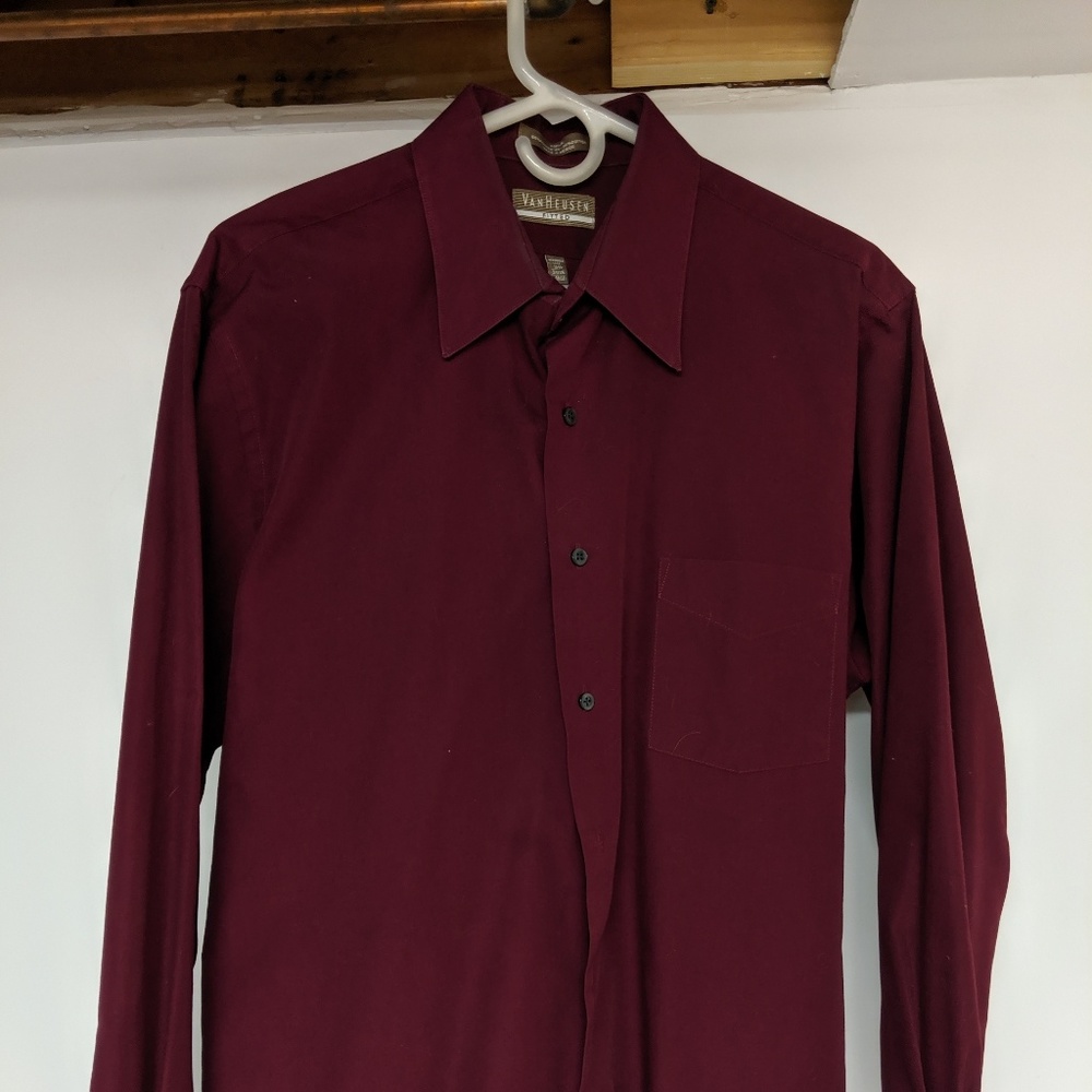 Vanheusen Burgundy dress shirt